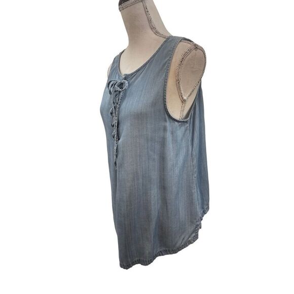 ￼two by Vince Compto ￼ sleeveless denim top ties at the back or the front size m - Picture 3 of 14